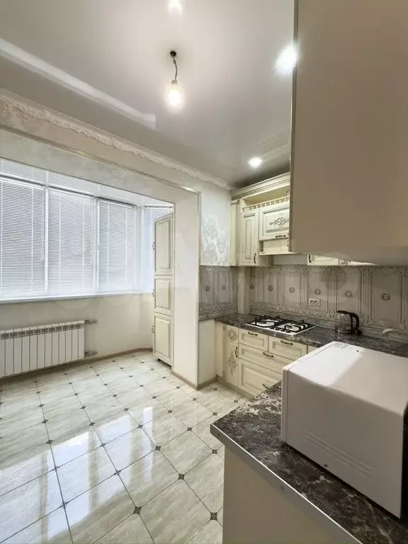2-к. квартира, 60 м, 1/8 эт. - Фото 1