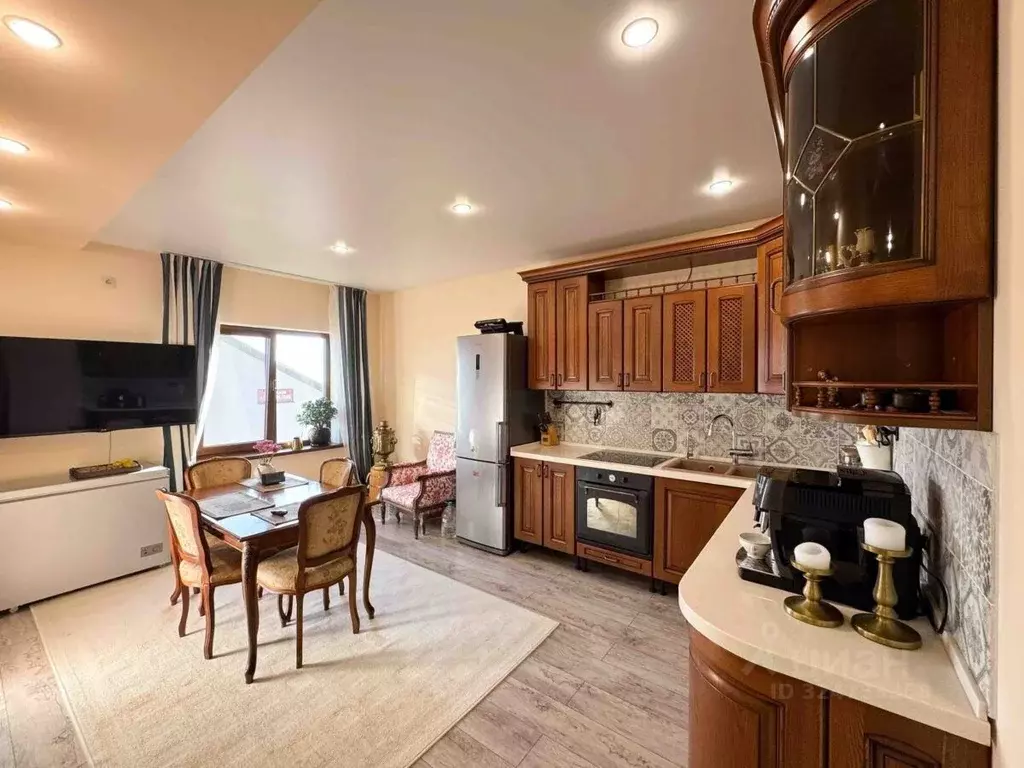 Дом в Крым, Алушта муниципальный округ, с. Лучистое пер. Волшебный ... - Фото 1