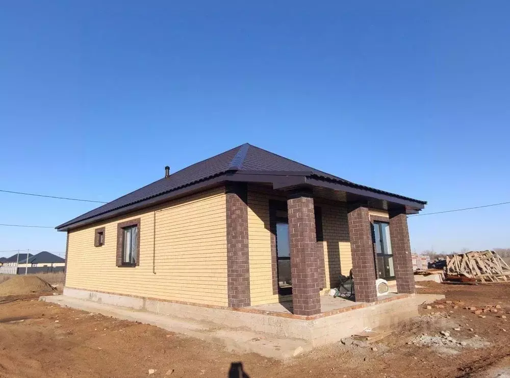 Дом в Оренбургская область, Оренбургский район, с. Благословенка ул. ... - Фото 2