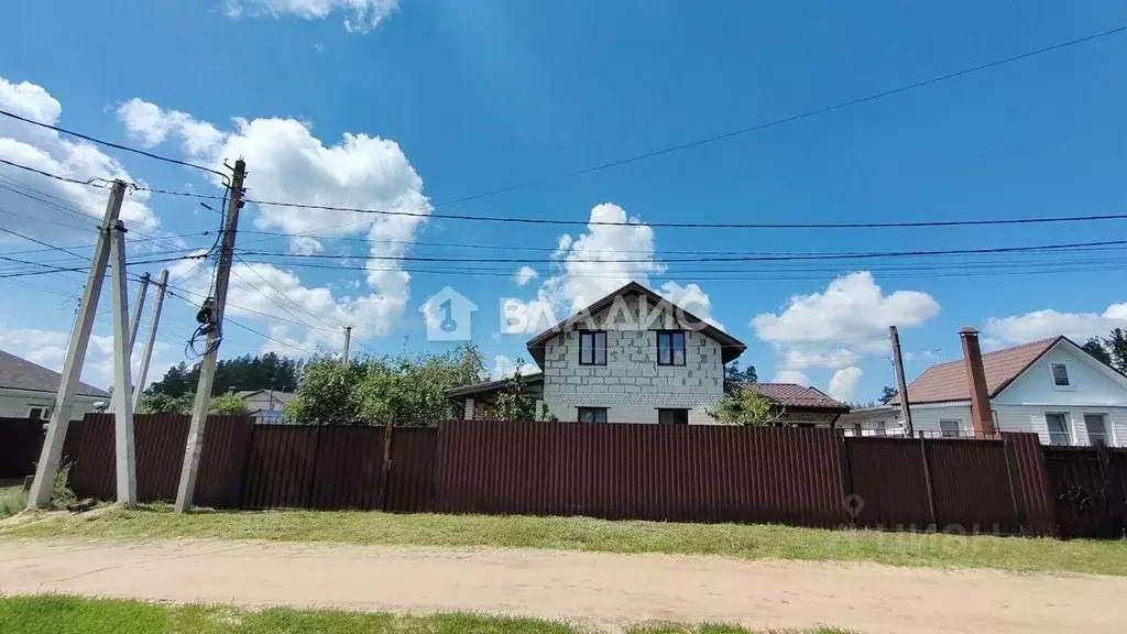 Дом в Воронежская область, Рамонский район, Айдаровское с/пос, с. ... - Фото 0