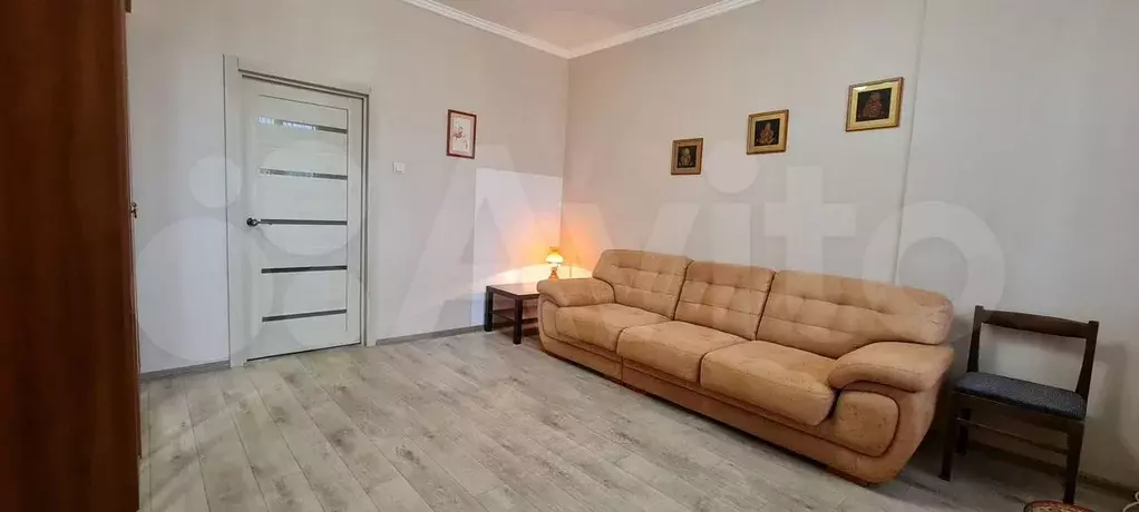 1-к. квартира, 42 м, 6/9 эт. - Фото 0