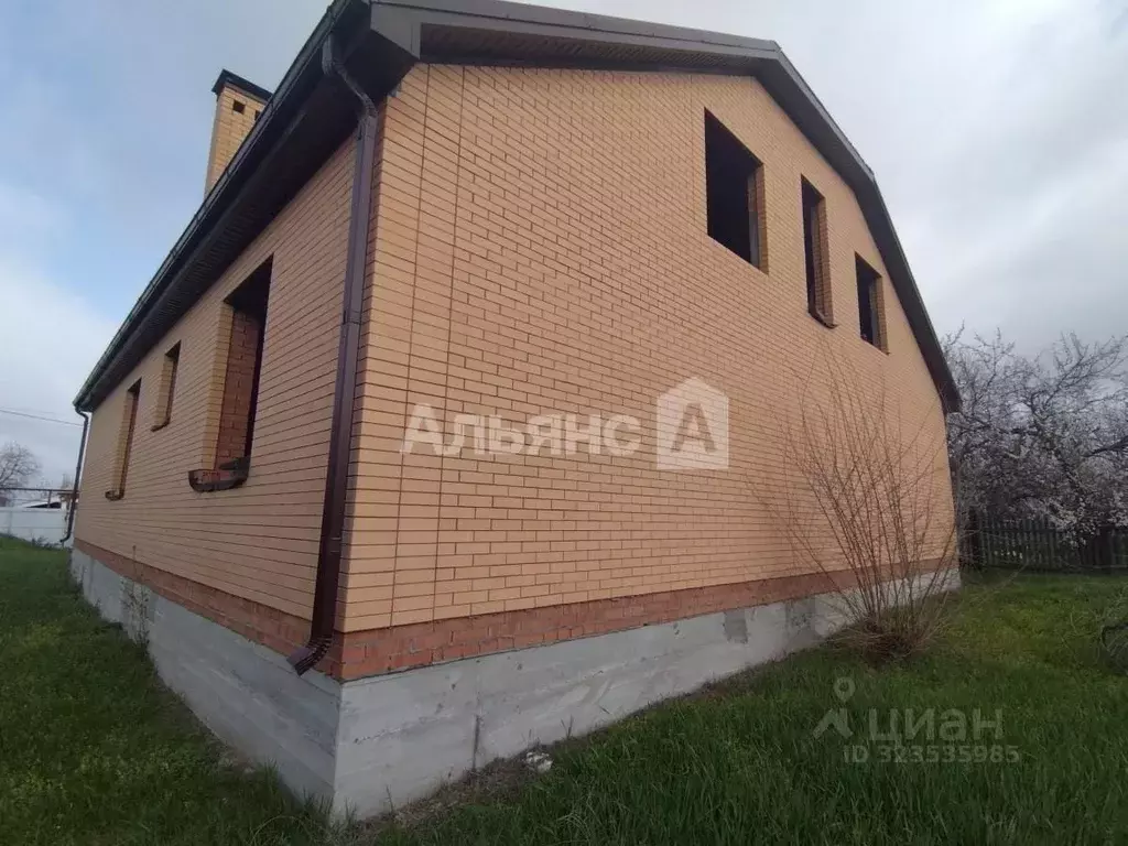 Дом в Ростовская область, Шахты  (270 м) - Фото 1