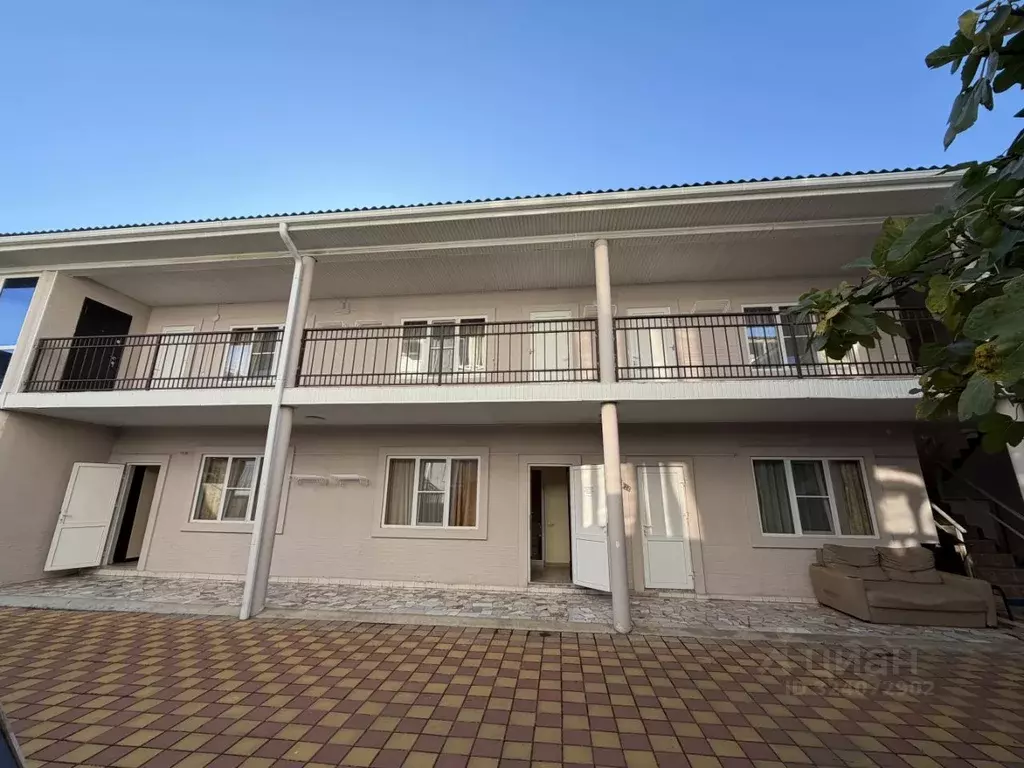 Дом в Краснодарский край, Сочи Адлер жилрайон, ул. Чкалова, 64 (298 м) - Фото 2