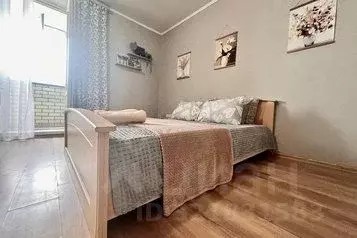 1-к кв. Тюменская область, Тюмень проезд Геологоразведчиков, 44 (35.0 ... - Фото 1