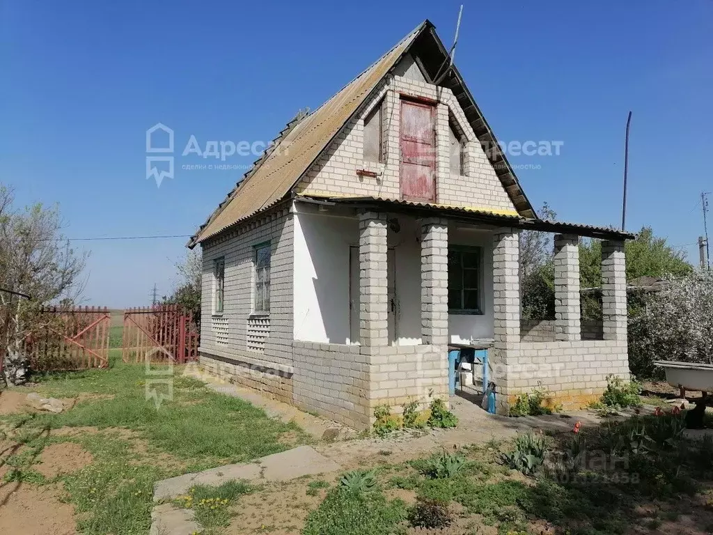 Дом в Волгоградская область, Светлоярский район, Кировское с/пос, ... - Фото 1