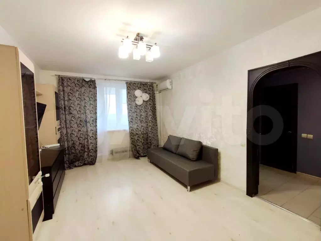 1-к. квартира, 40 м, 13/16 эт. - Фото 1