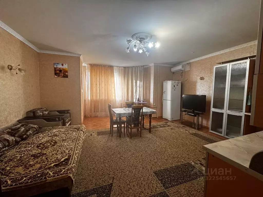 2-к кв. Астраханская область, Астрахань ул. Сен-Симона, 42к4 (57.0 м) - Фото 1