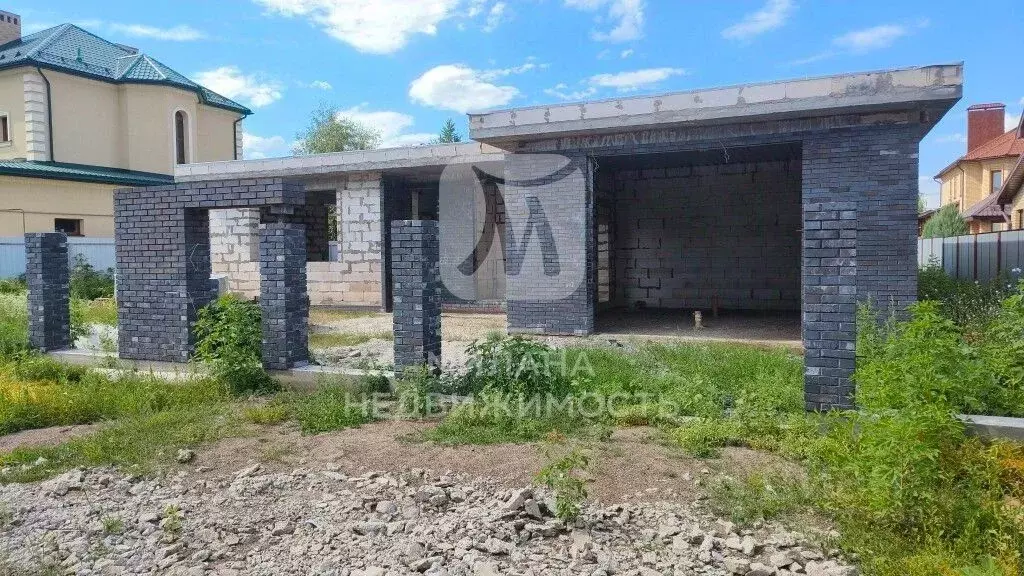 Дом в Оренбургская область, Оренбургский район, с. Нежинка ул. ... - Фото 0