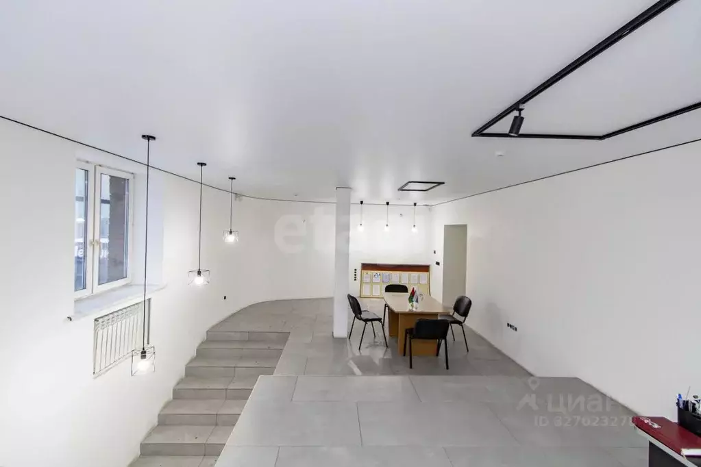 Офис в Тюменская область, Тюмень ул. Малыгина, 84 (38 м) - Фото 1