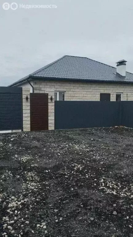 Дом в Пензенский район, Воскресеновский сельсовет (170 м) - Фото 1