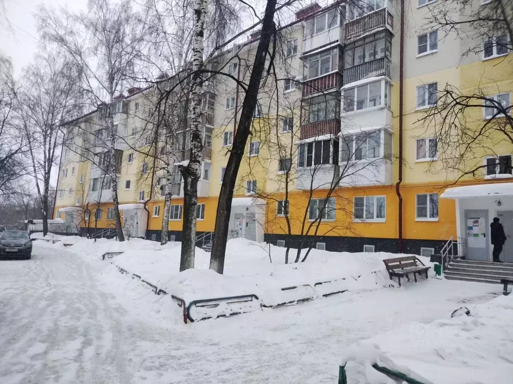 2-к кв. Свердловская область, Первоуральск просп. Ильича, 22 (42.0 м) - Фото 1