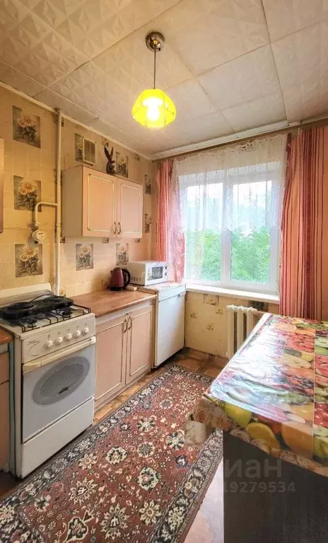 3-к кв. Омская область, Омск просп. Королева, 16 (59.9 м) - Фото 0