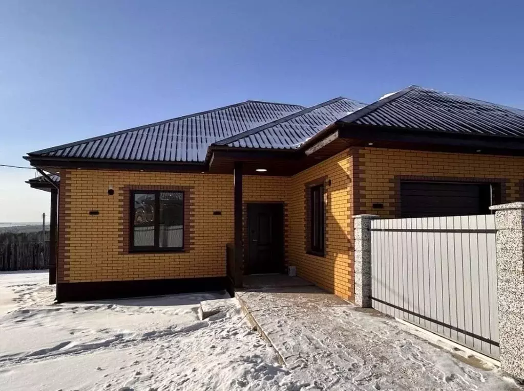 Дом в Иркутская область, Иркутский муниципальный округ, д. Грановщина ... - Фото 1