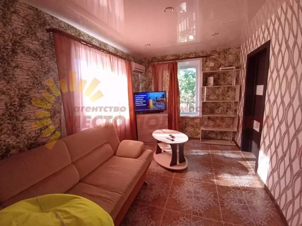 Дом в Краснодарский край, Ейский район, Должанская ст-ца ул. Ленина ... - Фото 1