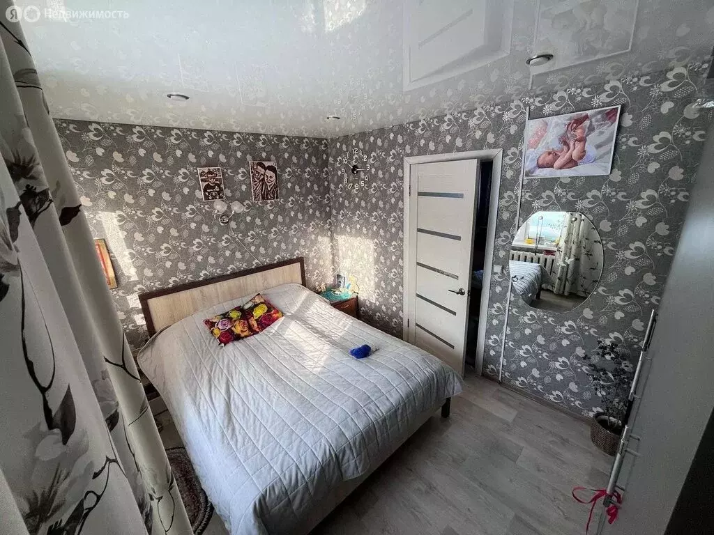 4-комнатная квартира: Чусовой, Пермская улица, 8 (68 м) - Фото 1