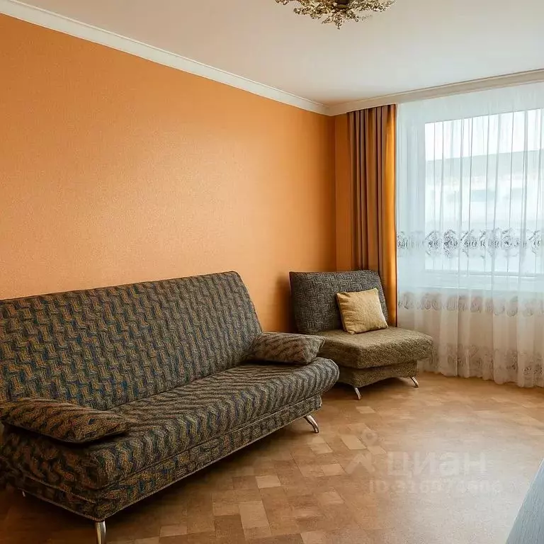1-к кв. Оренбургская область, Бузулук 3-й мкр, 1 (56.0 м) - Фото 0