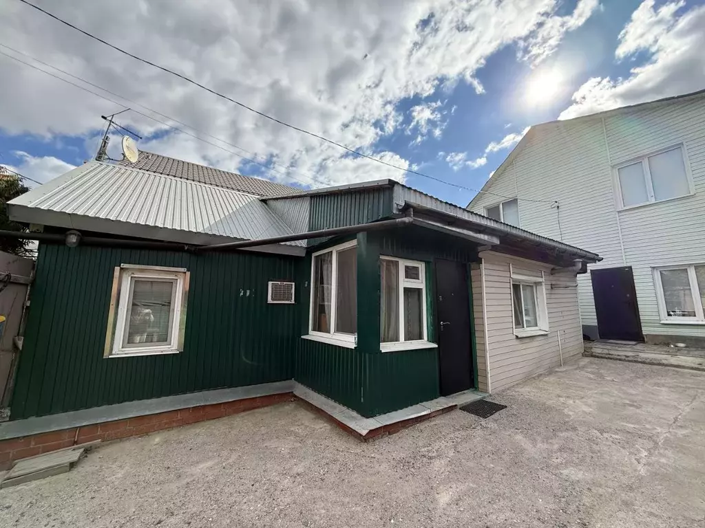 Дом в Оренбургская область, Оренбург ул. Абдрашитова, 9 (50 м) - Фото 1