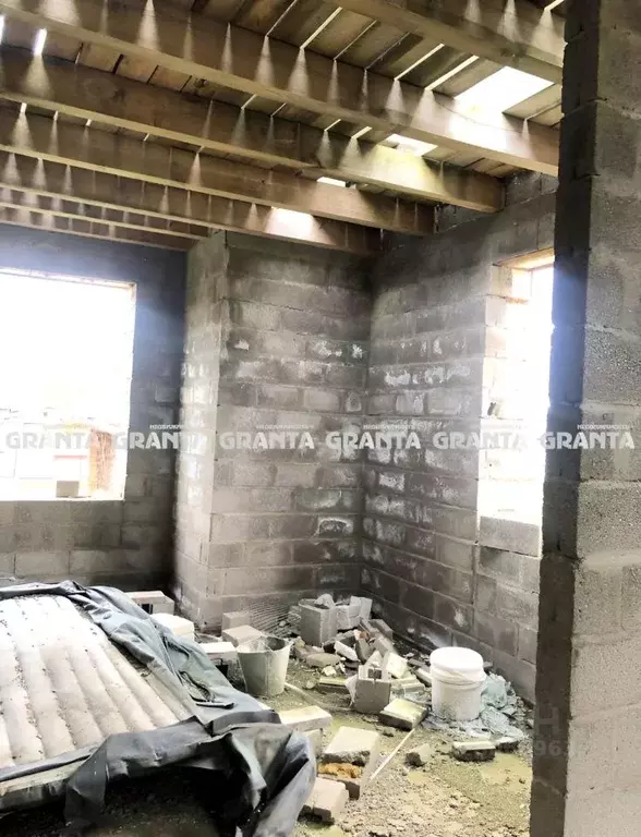 Дом в Красноярский край, Сосновоборский муниципальный округ, д. ... - Фото 1