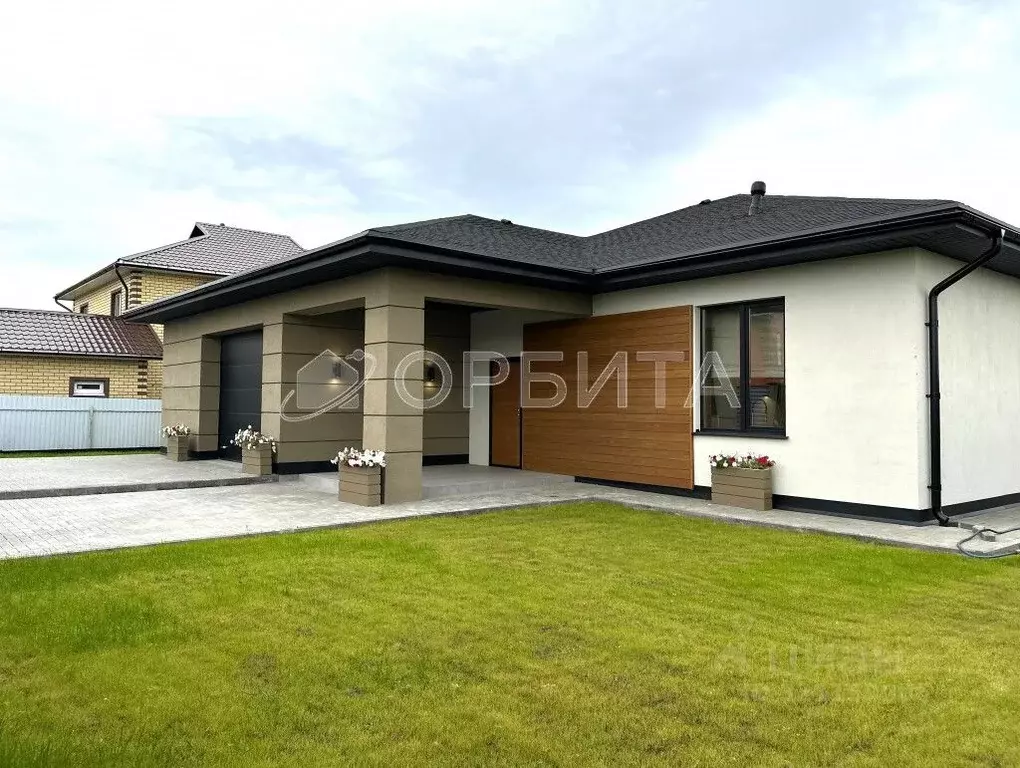 Дом в Тюменская область, Тюменский район, с. Кулаково  (208 м) - Фото 1