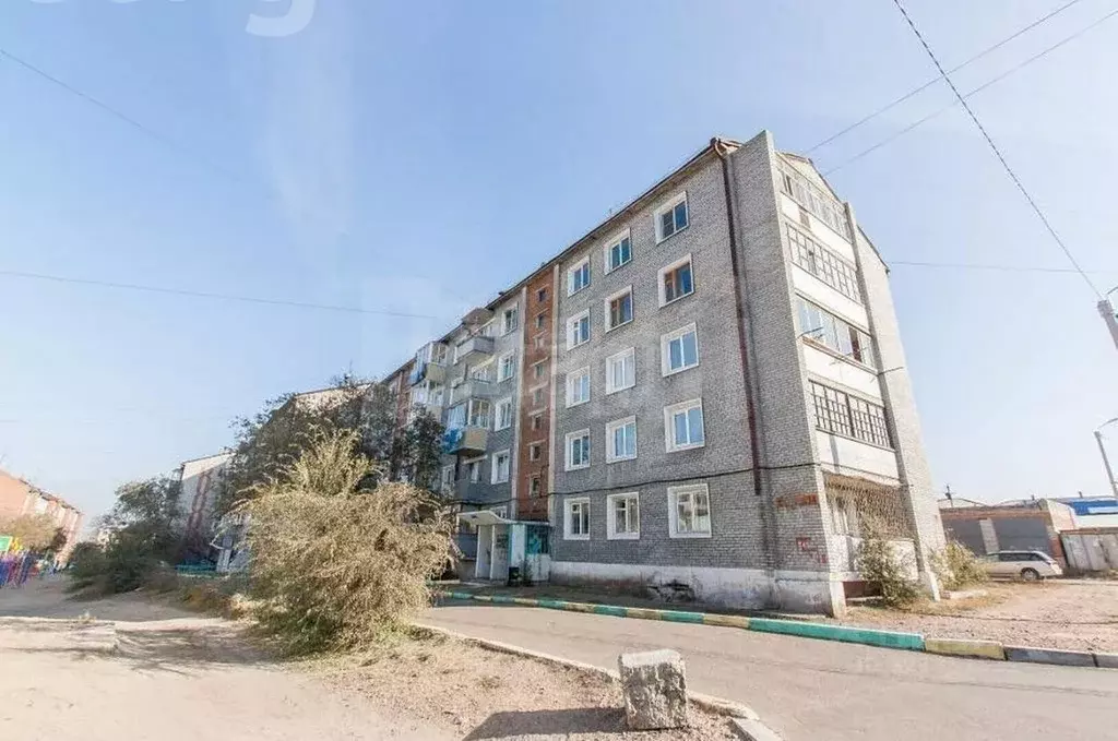 3-к кв. Бурятия, Улан-Удэ ул. Шумяцкого, 14 (65.3 м) - Фото 1