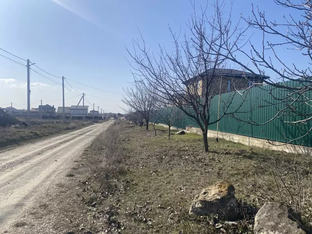 Участок в Крым, Симферопольский район, Трудовское с/пос, пос. Айкаван ... - Фото 2