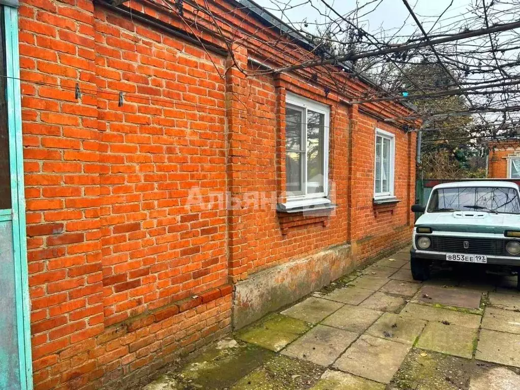 Дом в Краснодарский край, Усть-Лабинск Садовая ул. (100 м) - Фото 2