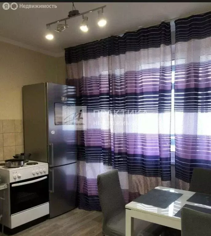 3-комнатная квартира: Москва, Сочинская улица, 8 (80 м) - Фото 2