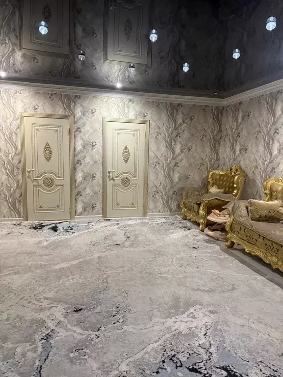 Дом в Чеченская республика, Гудермес ул. Солидарная, 56 (250 м) - Фото 2