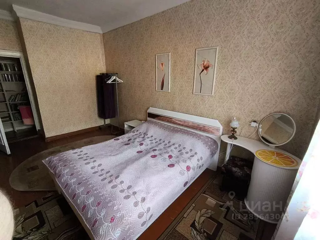 2-к кв. Карелия, Петрозаводск просп. Ленина, 16 (63.0 м) - Фото 0