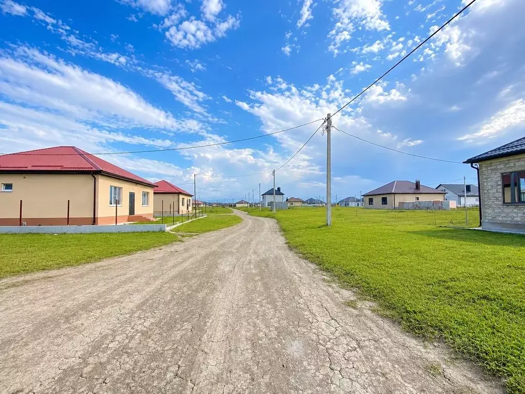 Участок в Краснодарский край, Крымск пер. Изумрудный, 16 (4.0 сот.) - Фото 1