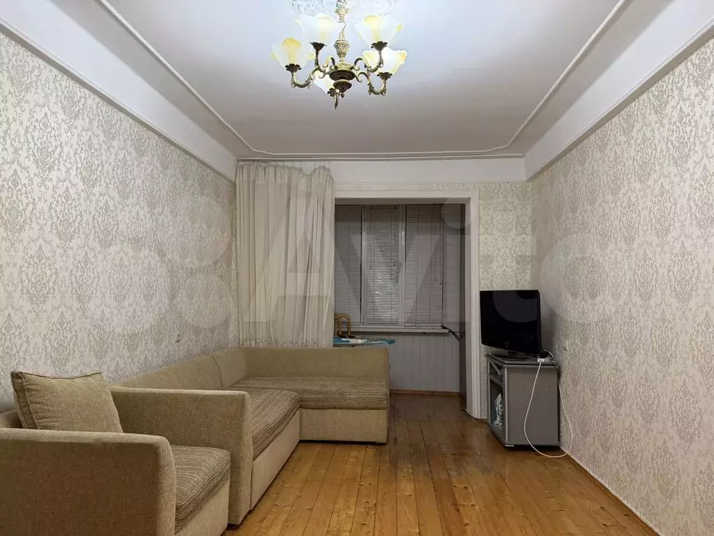 1-к. квартира, 39 м, 5/9 эт. - Фото 0