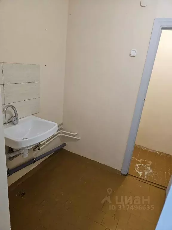 Помещение свободного назначения в Кировская область, Киров ул. ... - Фото 1