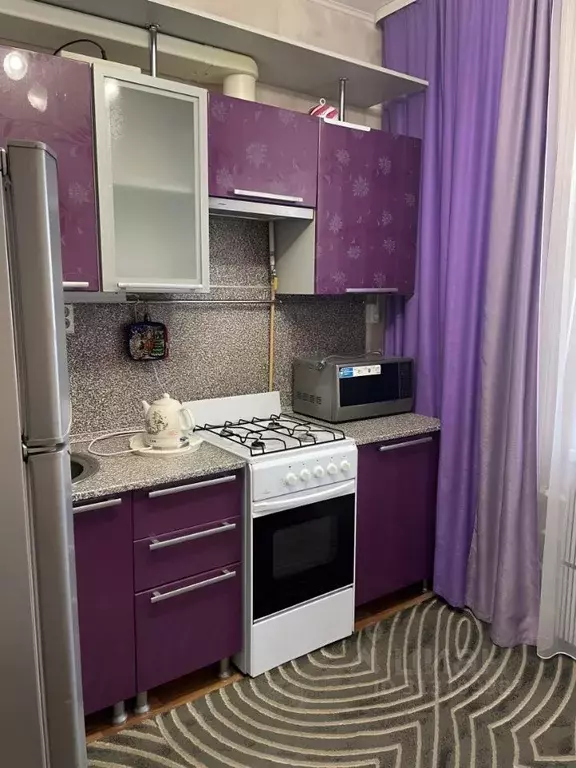 2-к кв. Псковская область, Псков ул. Шестака, 25 (56.0 м) - Фото 1