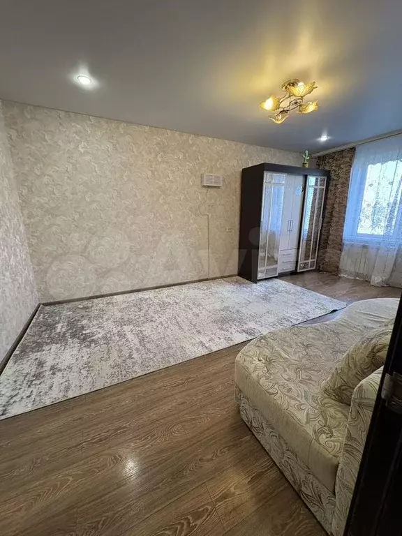 1-к. квартира, 40 м, 5/9 эт. - Фото 1