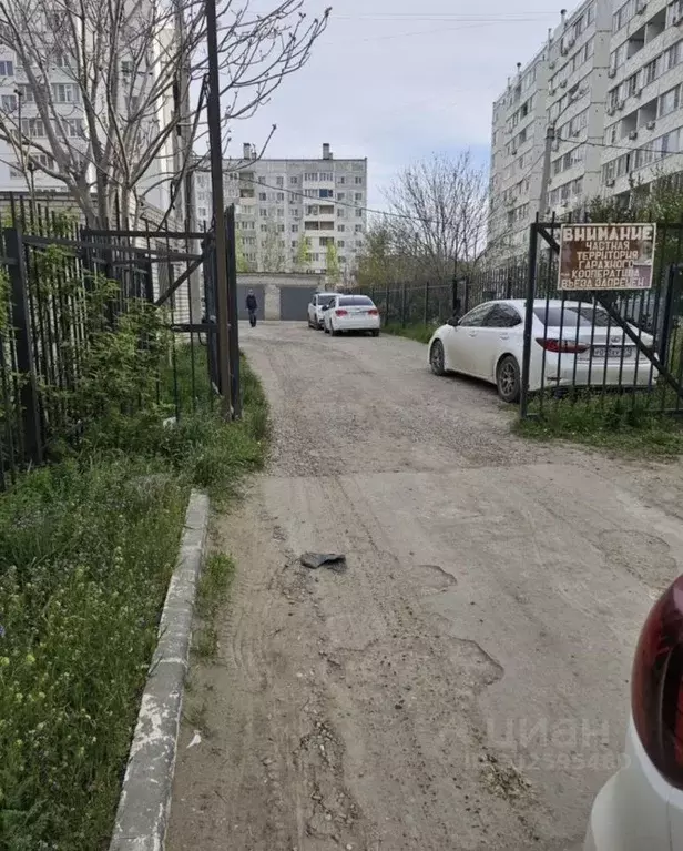 Гараж в Астраханская область, Астрахань ул. Куликова, 79Аблок5 (36 м) - Фото 2