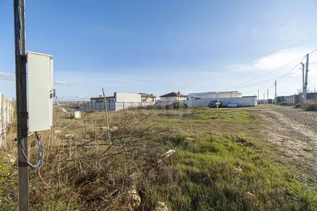 Участок в Севастополь пер. 2-й Хомутов, 6 (4.5 сот.) - Фото 1