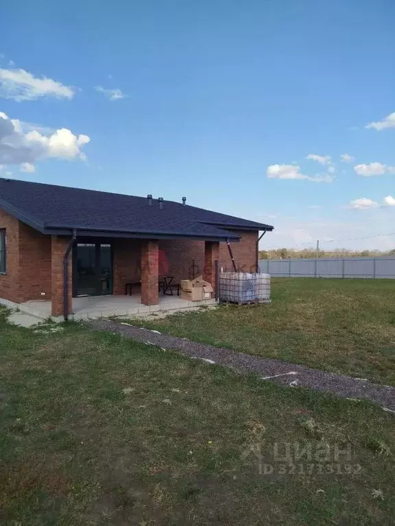 Дом в Белгородская область, Белгородский район, с. Стрелецкое ул. ... - Фото 2