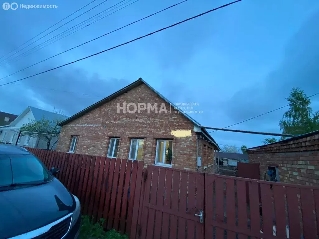 Дом в Октябрьский, улица Ломоносова (110 м) - Фото 2