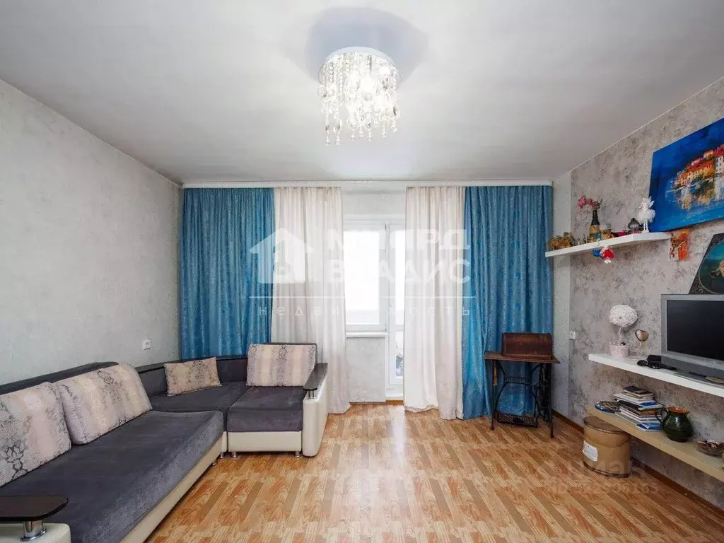 2-к кв. Омская область, Омск ул. 12 Декабря, 58 (56.2 м) - Фото 1