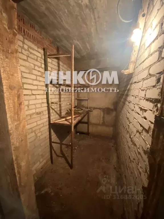 Гараж в Московская область, Мытищи Олимпийский просп., 31к3 (17 м) - Фото 0