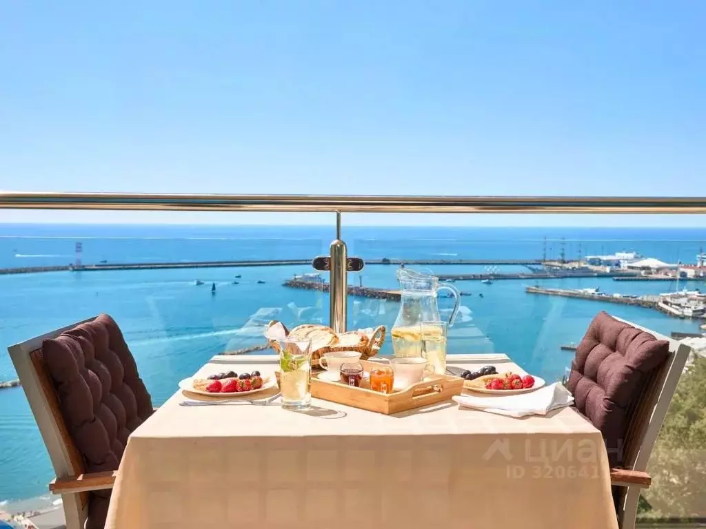 3-к кв. Краснодарский край, Сочи Центральный мкр, ул. Орджоникидзе, ... - Фото 1