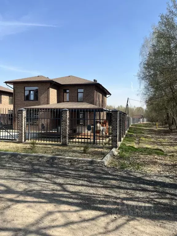 Дом в Московская область, Химки Клязьма-Старбеево мкр, Международный ... - Фото 0