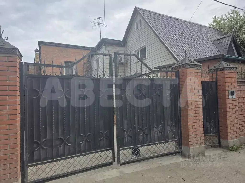 Дом в Омская область, Омск Городок Нефтяников мкр, ул. 3-я ... - Фото 1