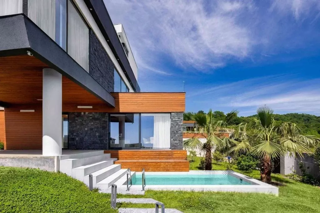 Дом в Краснодарский край, Сочи ул. Ворошиловградская (400 м) - Фото 2