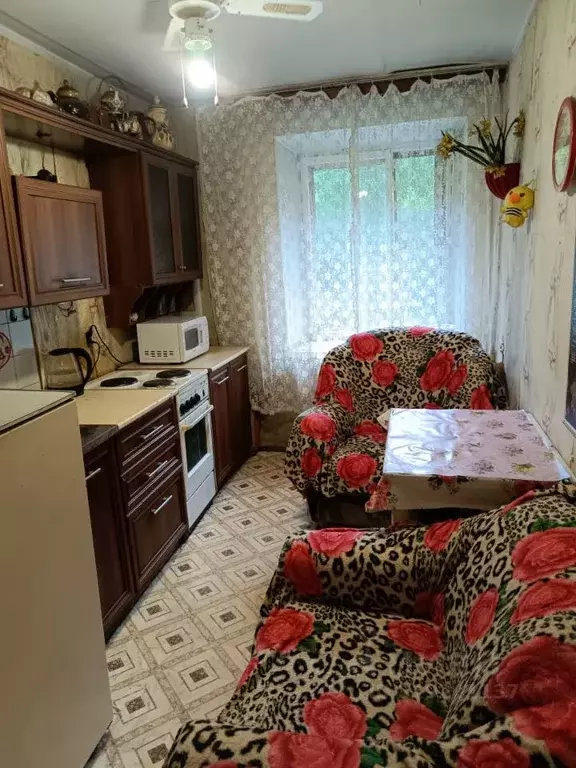 3-к кв. Кемеровская область, Новокузнецк ул. Екимова, 12 (59.6 м) - Фото 0