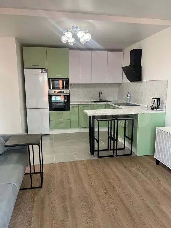 1-к. квартира, 41 м, 9/33 эт. - Фото 0
