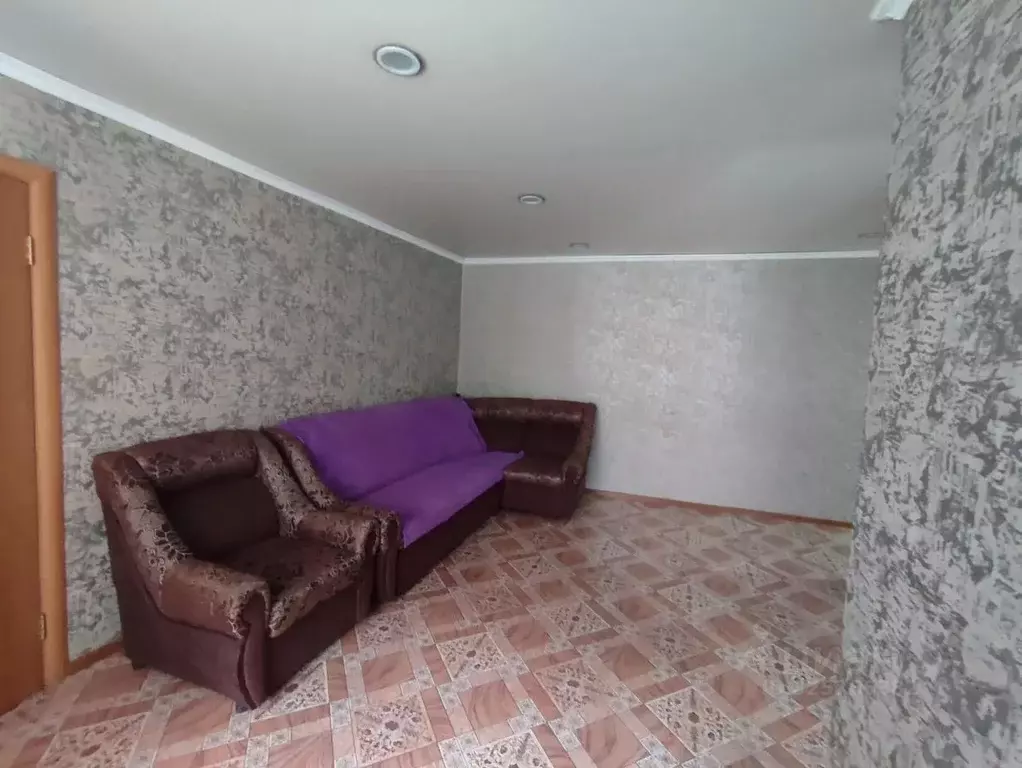 2-к кв. Алтай, Горно-Алтайск Коммунистический просп., 69 (43.3 м) - Фото 2