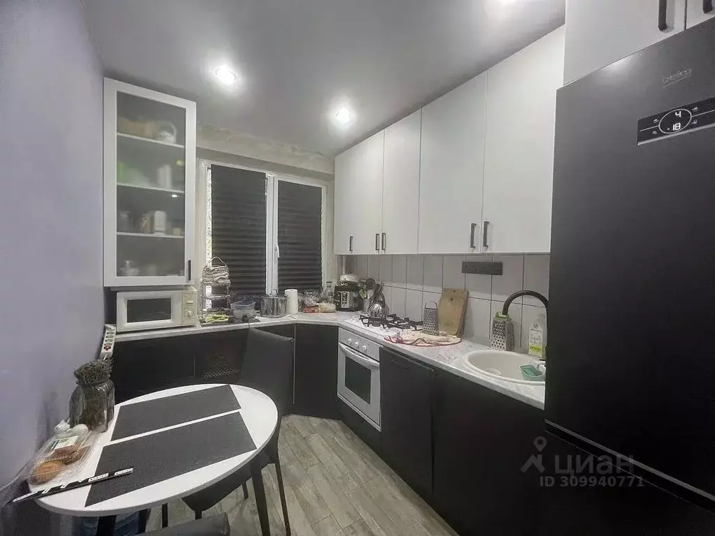 3-к кв. Ростовская область, Ростов-на-Дону просп. Сельмаш, 4 (60.0 м) - Фото 1