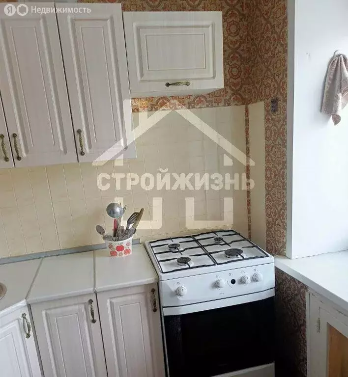 2-комнатная квартира: Екатеринбург, улица Стрелочников, 6 (42 м) - Фото 0