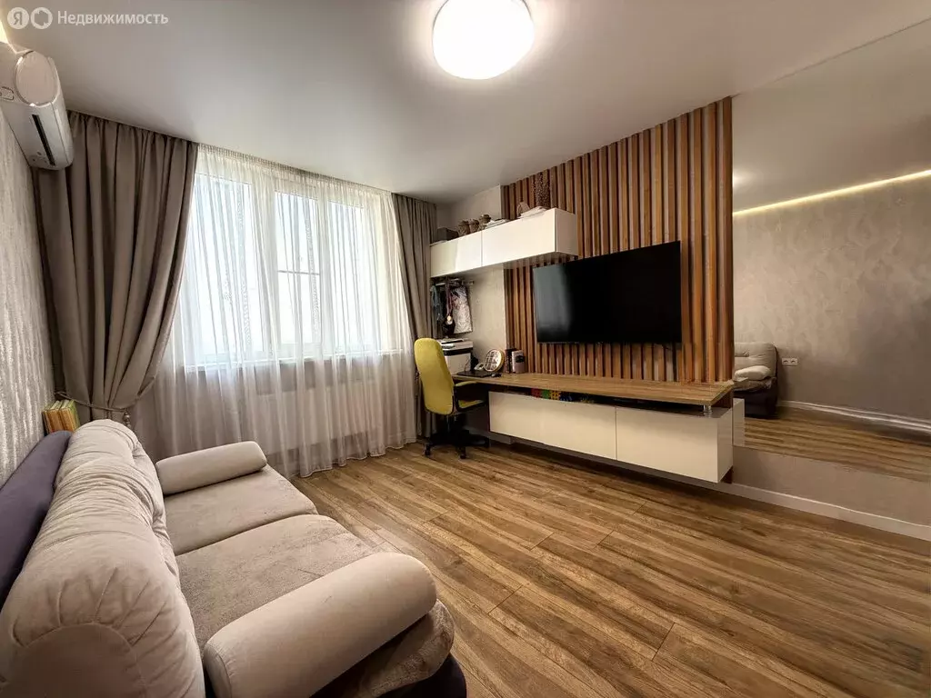 3-комнатная квартира: Ростов-на-Дону, Стабильная улица, 3с2 (68 м) - Фото 0